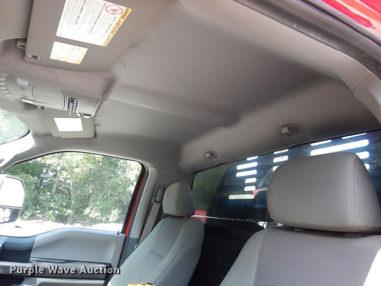 image for item IQ9769 2017 Ford F550 Super Duty XL  dump truck