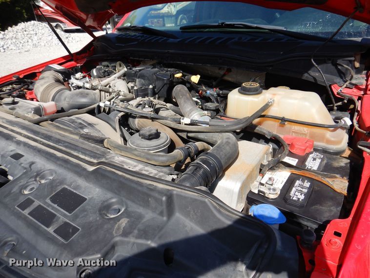 image for item IQ9769 2017 Ford F550 Super Duty XL  dump truck