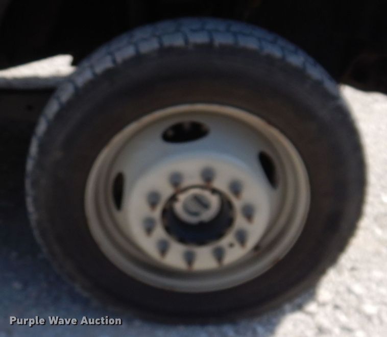 image for item IQ9769 2017 Ford F550 Super Duty XL  dump truck