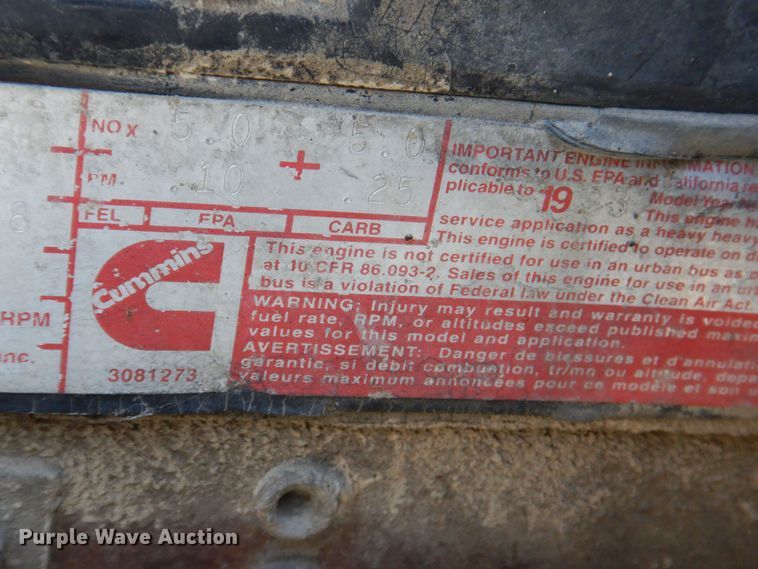 image for item IQ9771 1994 Ford LA9000  dump truck