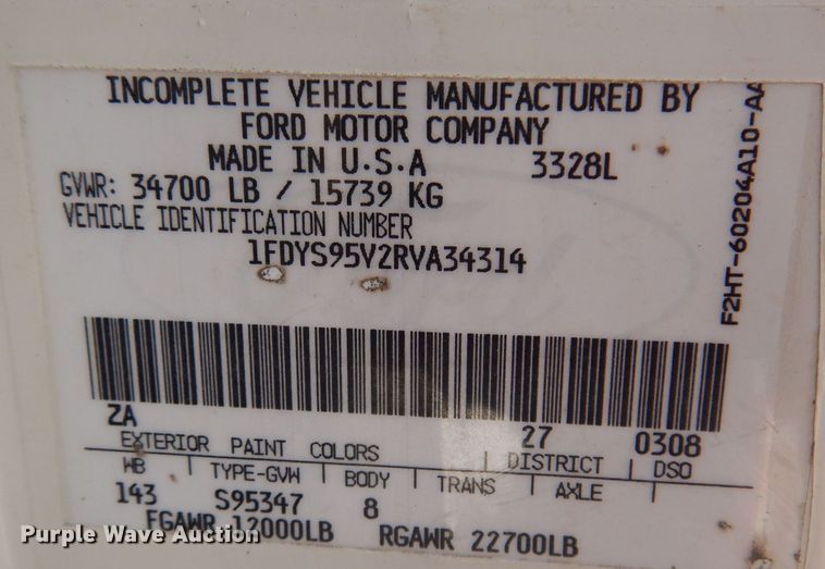 image for item IQ9771 1994 Ford LA9000  dump truck