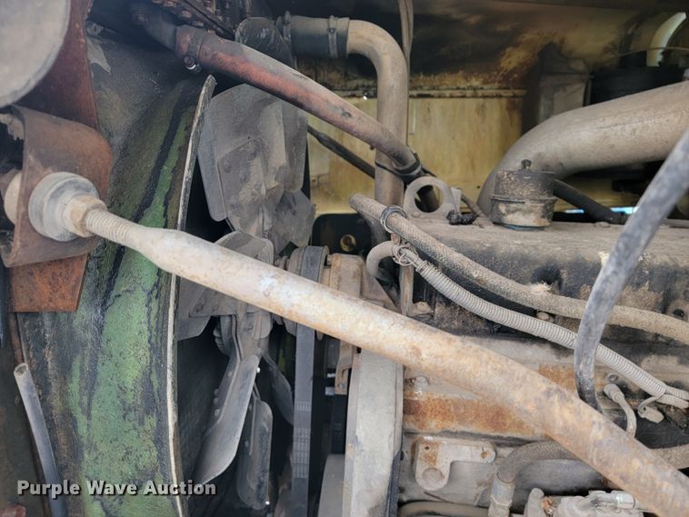 image for item JE9986 1985 International F5070  tow truck