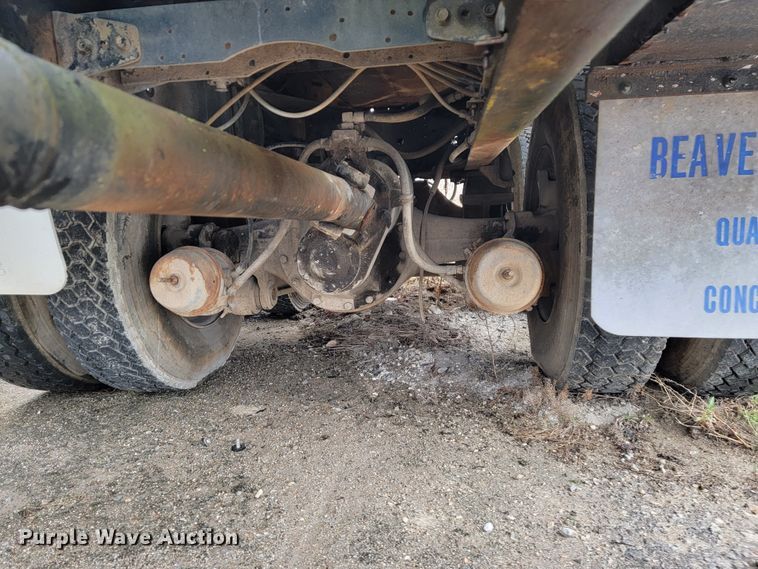 image for item JE9986 1985 International F5070  tow truck