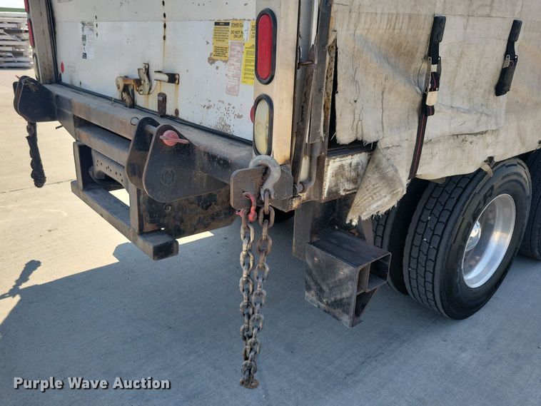 image for item JO9159 2007 Freightliner Business Class M2  side curtain box truck