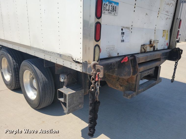 image for item JO9159 2007 Freightliner Business Class M2  side curtain box truck