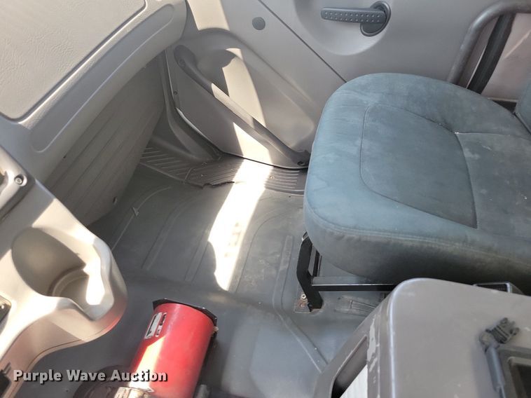 image for item JO9159 2007 Freightliner Business Class M2  side curtain box truck