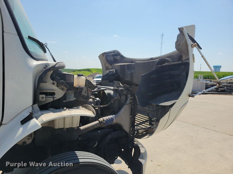 image for item JO9159 2007 Freightliner Business Class M2  side curtain box truck