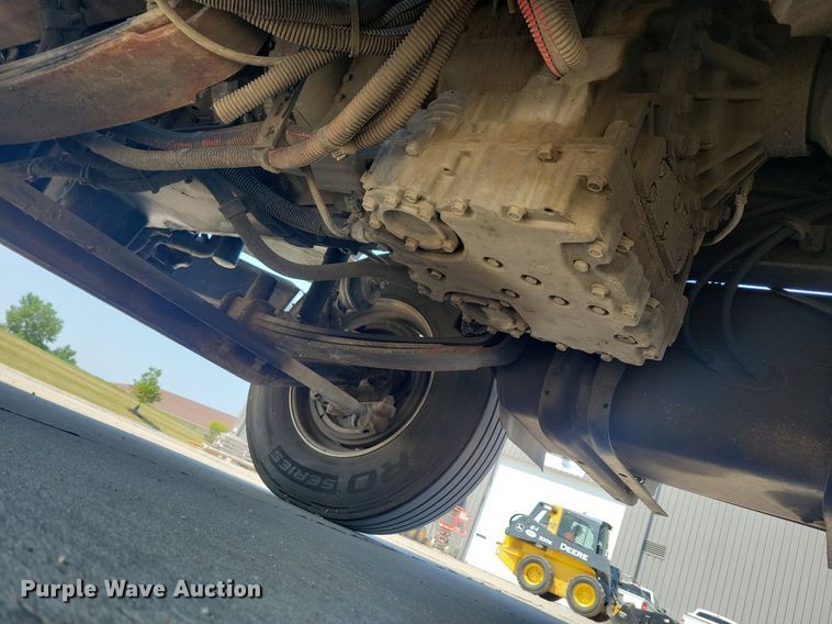 image for item JO9159 2007 Freightliner Business Class M2  side curtain box truck