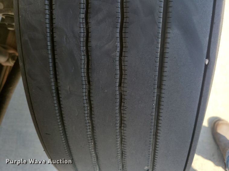 image for item JO9159 2007 Freightliner Business Class M2  side curtain box truck