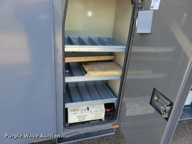 image for item JO9273 2010 Freightliner Business Class M2 106  bucket truck