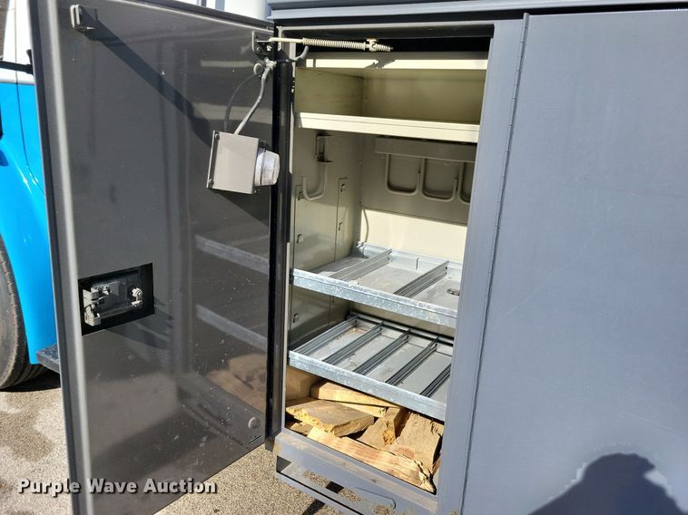 image for item JO9273 2010 Freightliner Business Class M2 106  bucket truck