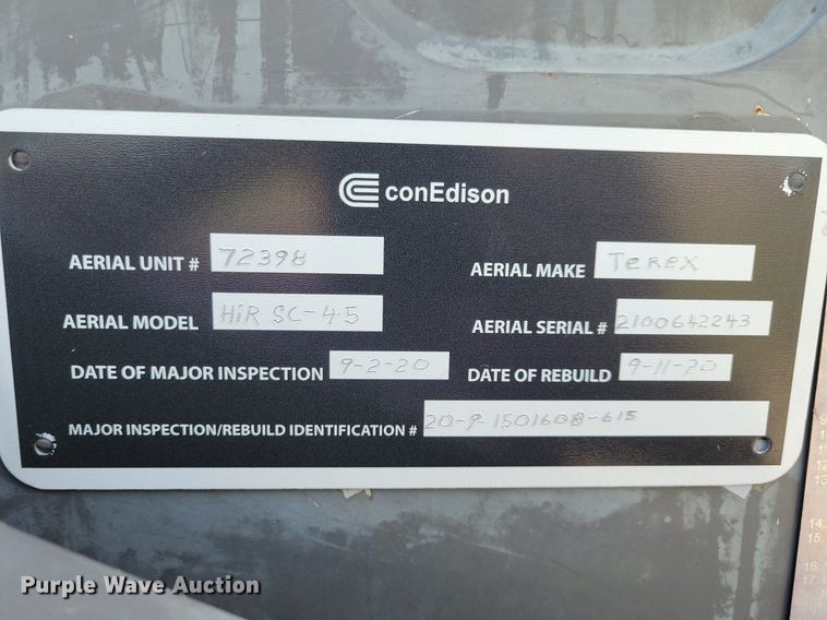 image for item JO9273 2010 Freightliner Business Class M2 106  bucket truck