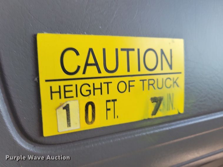 image for item JO9273 2010 Freightliner Business Class M2 106  bucket truck