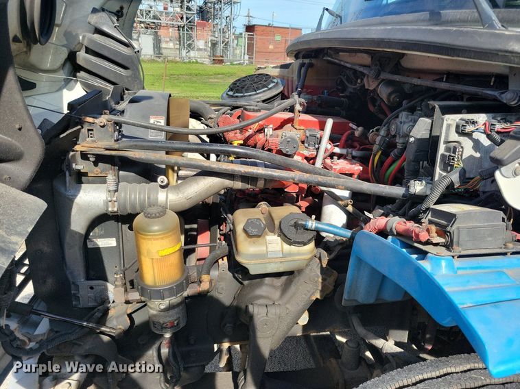 image for item JO9273 2010 Freightliner Business Class M2 106  bucket truck