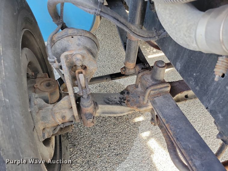 image for item JO9273 2010 Freightliner Business Class M2 106  bucket truck