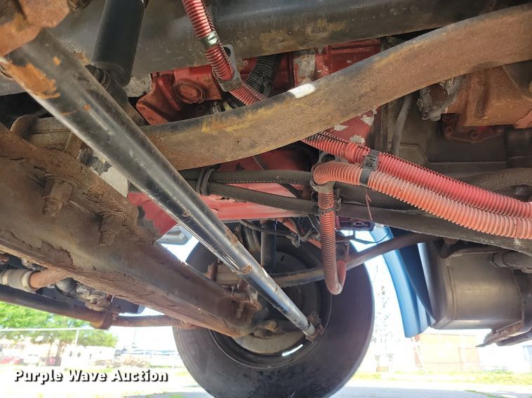 image for item JO9273 2010 Freightliner Business Class M2 106  bucket truck