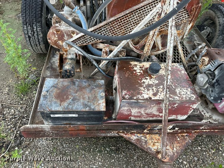 image for item JW9990 Utility trailer