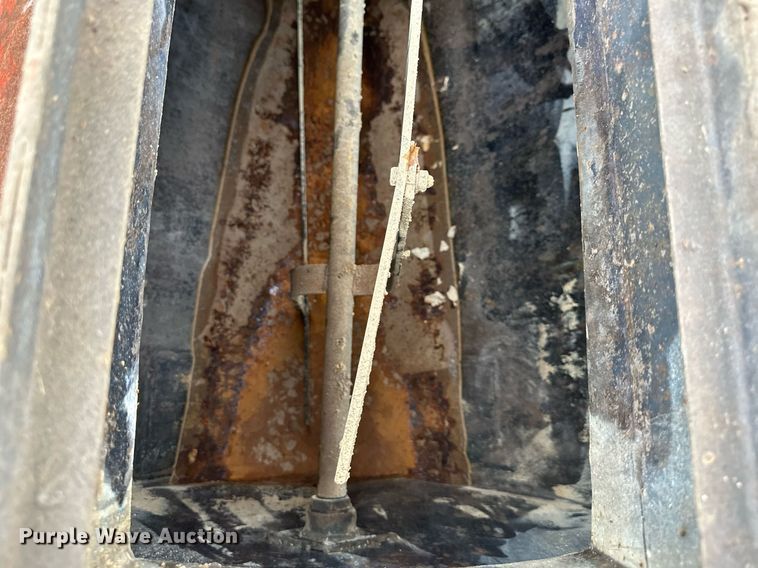 image for item JW9990 Utility trailer