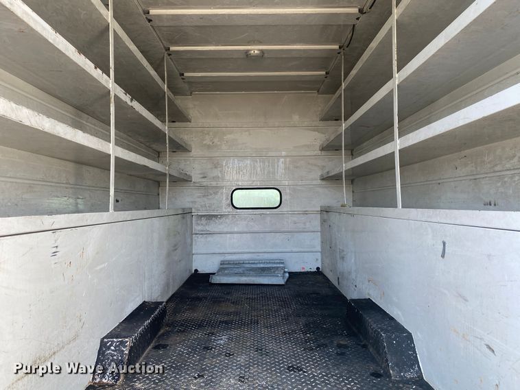 image for item KB9556 2006 Chevrolet C5500  utility / service truck