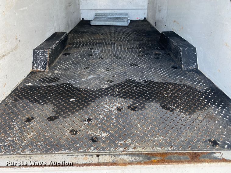 image for item KB9556 2006 Chevrolet C5500  utility / service truck