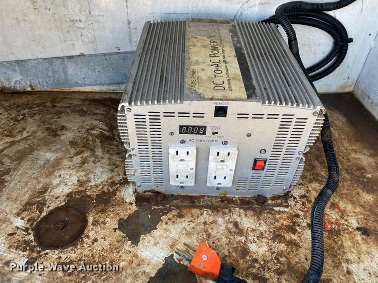 image for item KB9556 2006 Chevrolet C5500  utility / service truck