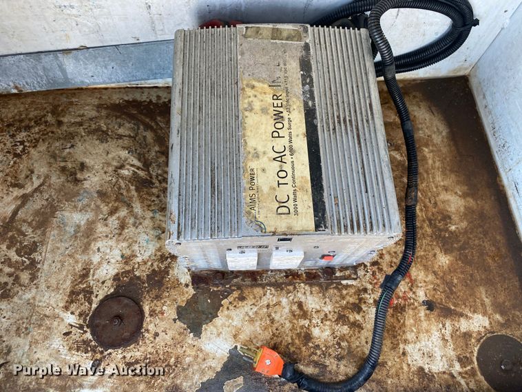 image for item KB9556 2006 Chevrolet C5500  utility / service truck