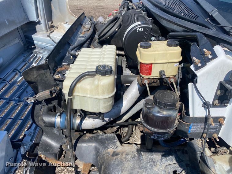 image for item KB9556 2006 Chevrolet C5500  utility / service truck