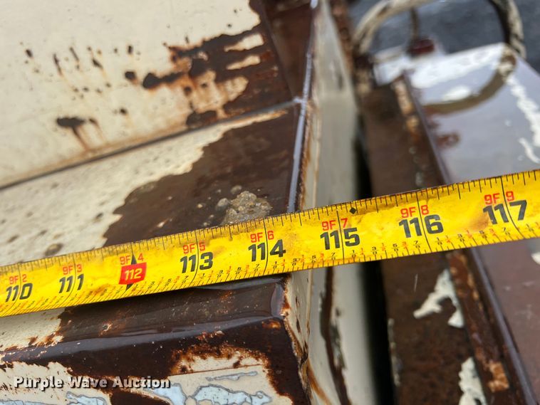 image for item KF9756 1990 International 4700  crew cab bucket truck