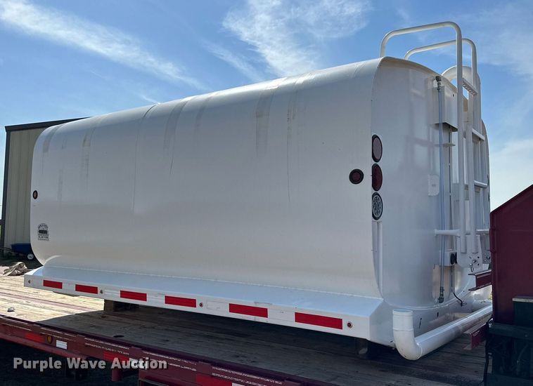 image for item KM9849 Water tank bed