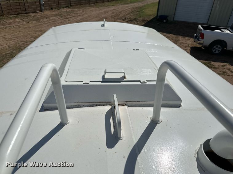 image for item KM9849 Water tank bed