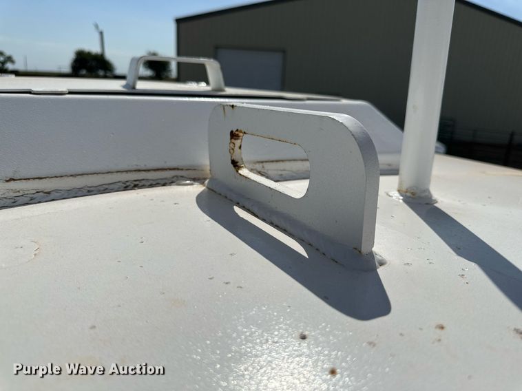 image for item KM9849 Water tank bed