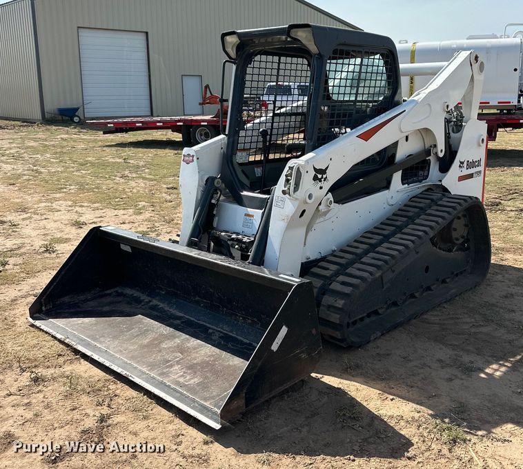 image for item KM9850 2014 Bobcat T750  tracked skid steer loader