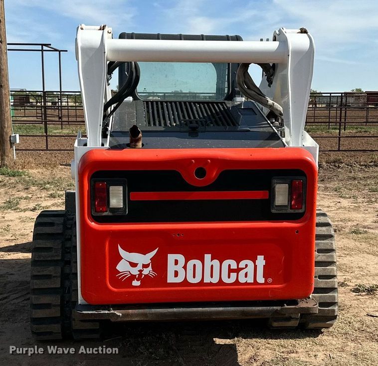 image for item KM9850 2014 Bobcat T750  tracked skid steer loader