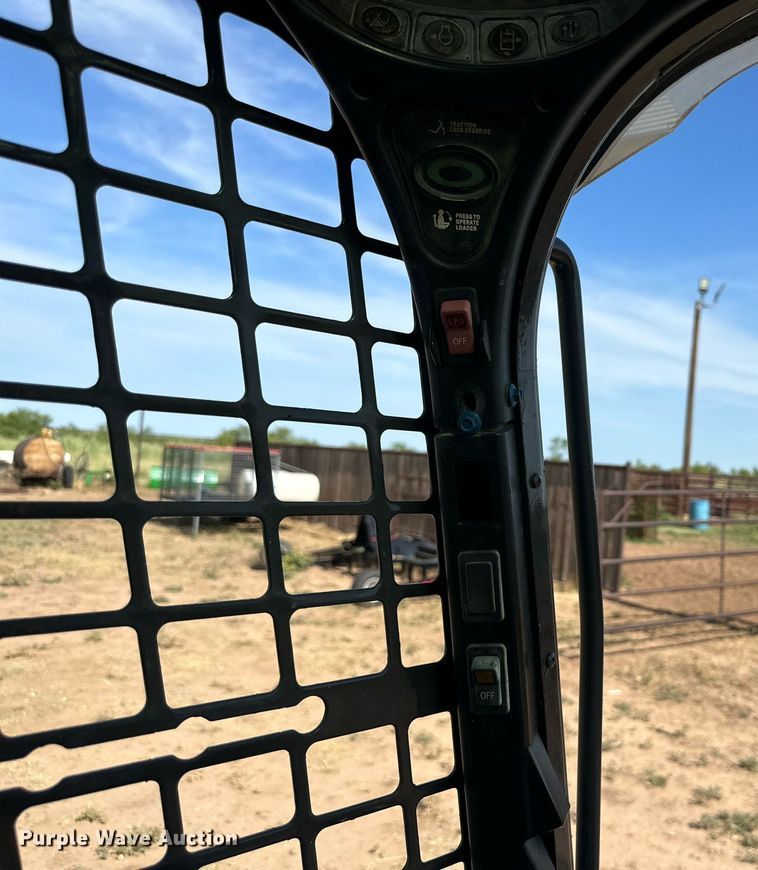 image for item KM9850 2014 Bobcat T750  tracked skid steer loader