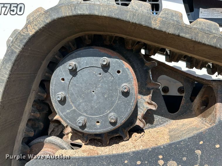 image for item KM9850 2014 Bobcat T750  tracked skid steer loader
