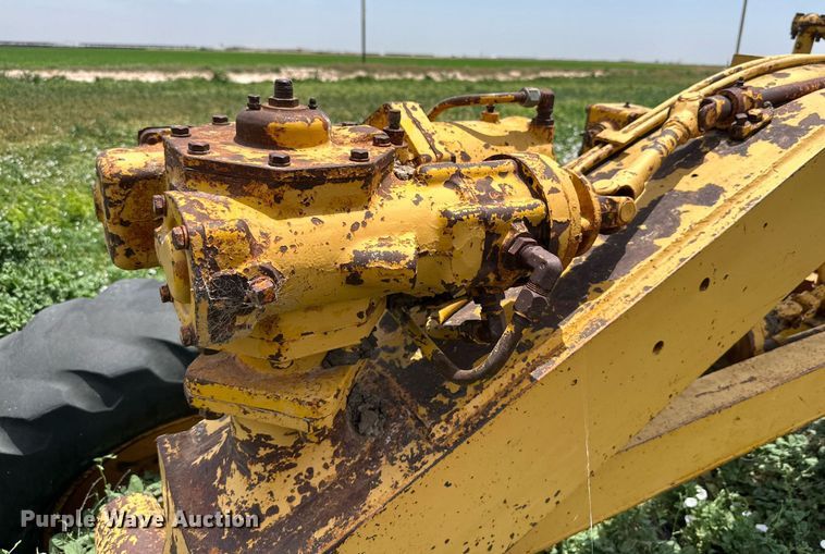 image for item KM9869 1959 Caterpillar 12  rigid frame motor grader