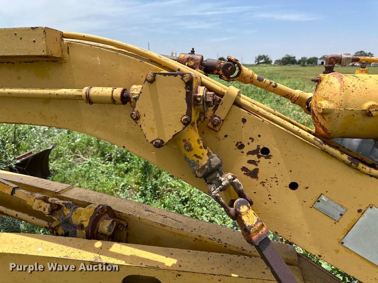 image for item KM9869 1959 Caterpillar 12  rigid frame motor grader