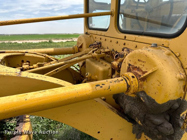 image for item KM9869 1959 Caterpillar 12  rigid frame motor grader