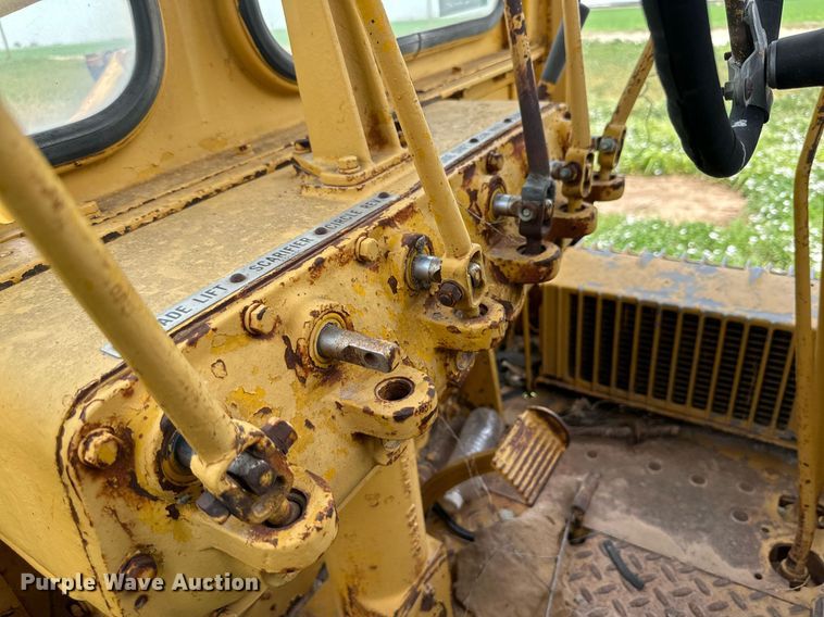 image for item KM9869 1959 Caterpillar 12  rigid frame motor grader