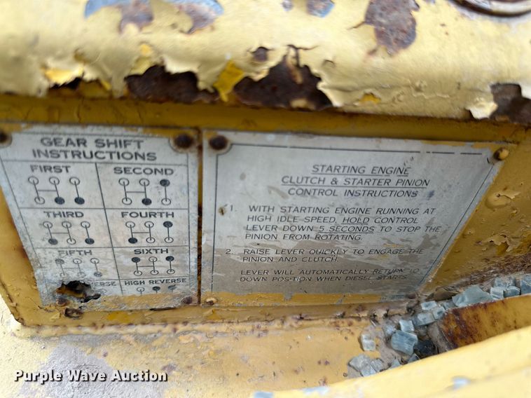 image for item KM9869 1959 Caterpillar 12  rigid frame motor grader