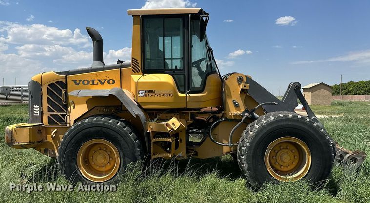 image for item KM9878 2010 Volvo L60F  wheel loader