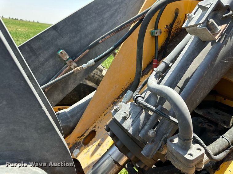 image for item KM9878 2010 Volvo L60F  wheel loader