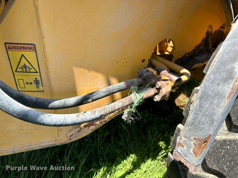 image for item KM9878 2010 Volvo L60F  wheel loader