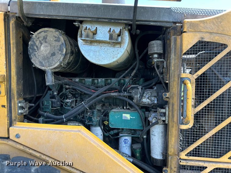 image for item KM9878 2010 Volvo L60F  wheel loader