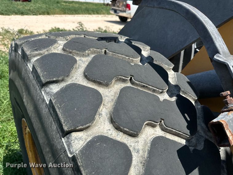 image for item KM9878 2010 Volvo L60F  wheel loader