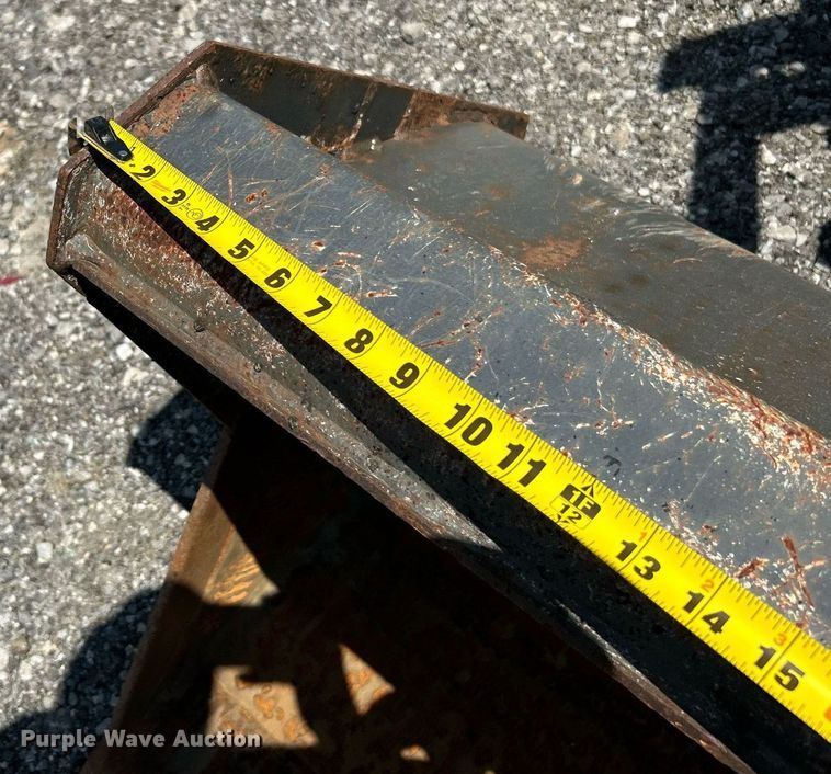 image for item KW9122 2013 Case 580 Super N  backhoe