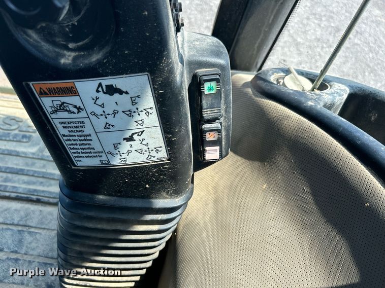 image for item KW9122 2013 Case 580 Super N  backhoe