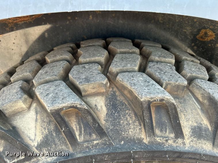 image for item KW9122 2013 Case 580 Super N  backhoe