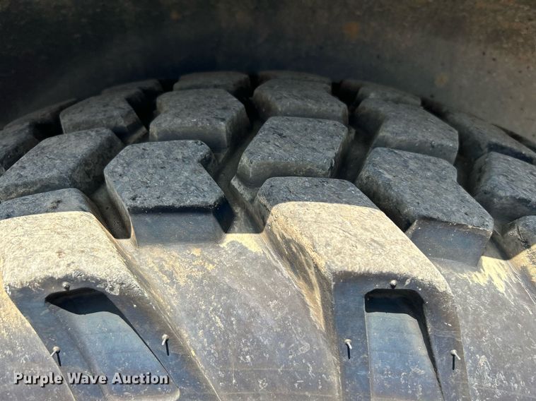 image for item KW9122 2013 Case 580 Super N  backhoe