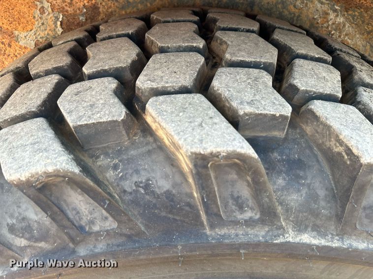 image for item KW9123 2005 Case 580 Super M Series 2  backhoe